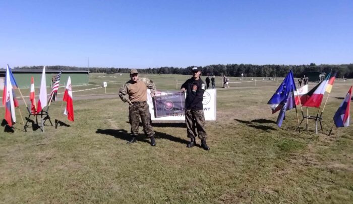 Maciej Zielenow na podium międzynarodowych zawodów strzeleckich